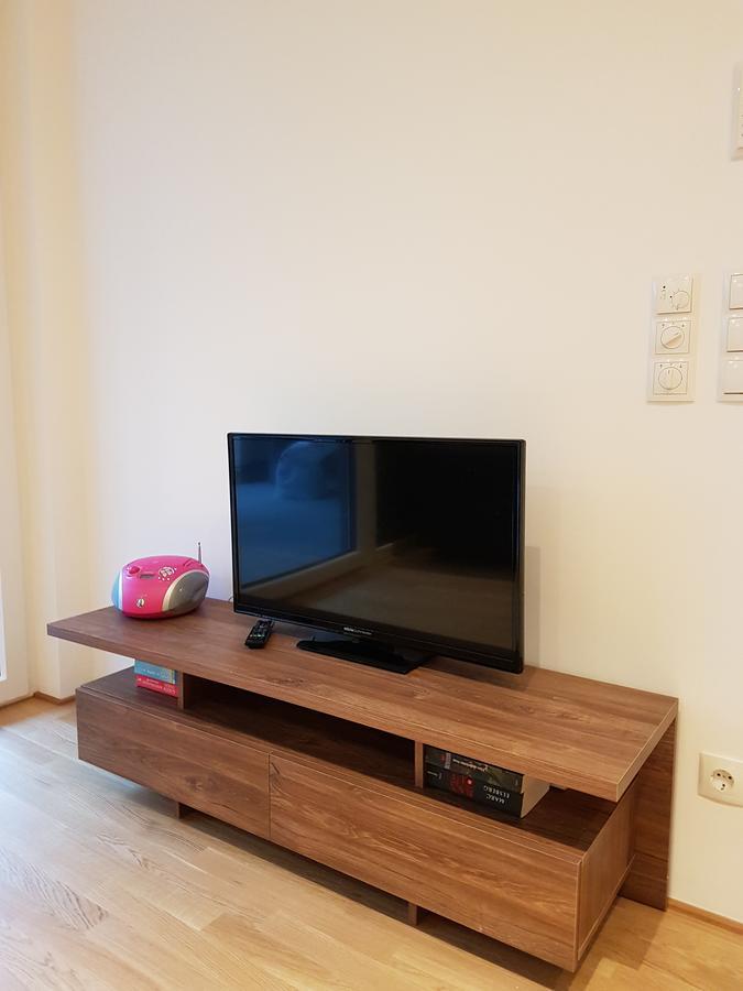 Ferienwohnung Jolina Лустенау Экстерьер фото